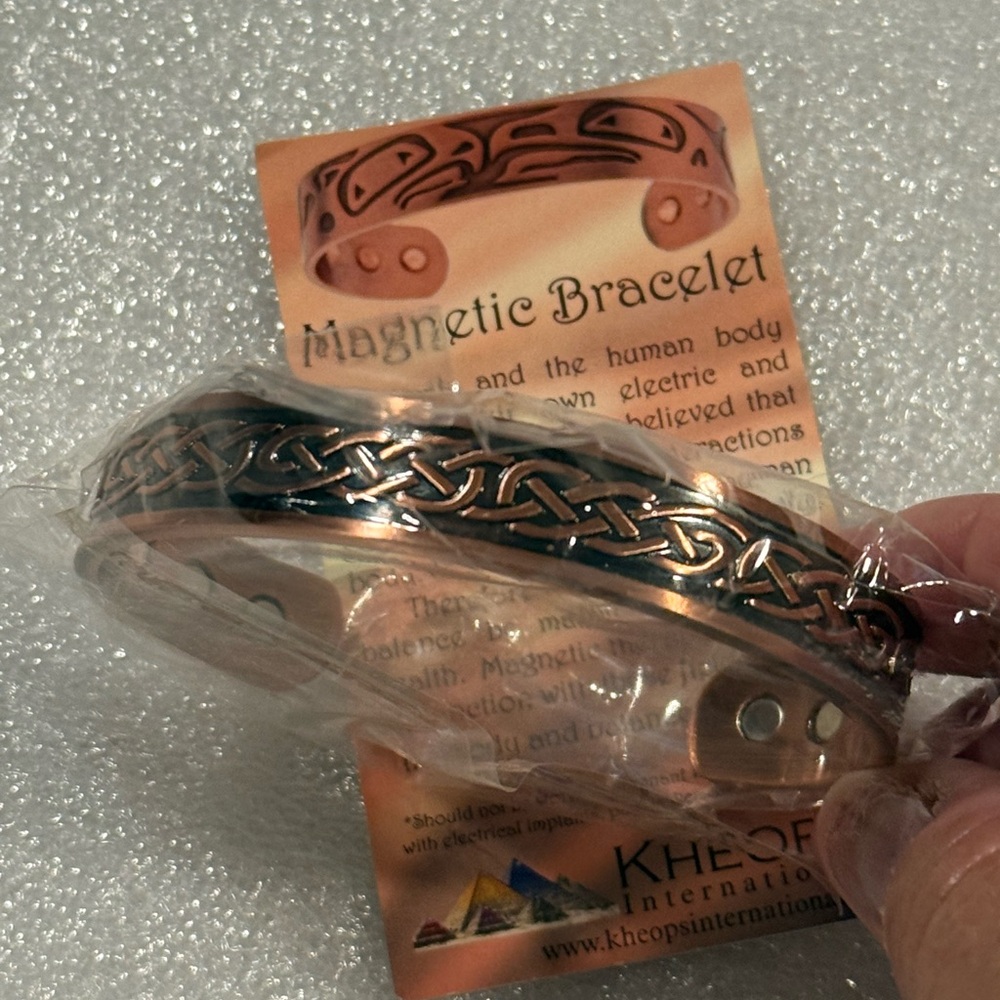 Copper Magnetic Bracelet with Celtic Design